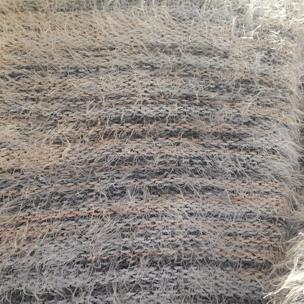 Medium, Croptop Sweater - Picture 2 of 4